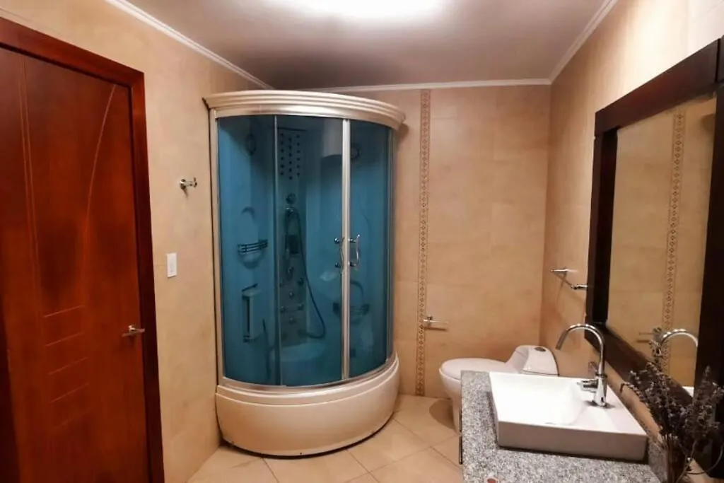 Apartmán Departamento Frente Al Centro Corporativo Ekopark Quito 0*,